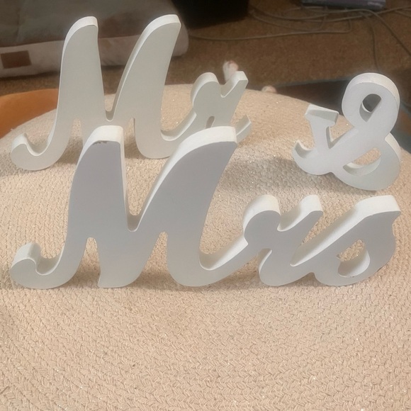 Wedding decorations - Picture 1 of 2